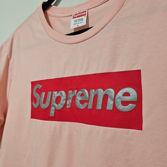 Supreme Box Logo Tee Mens XL Pink Silver Foil Red Bogo Streetwear T-Shirt - Picture 4 of 7